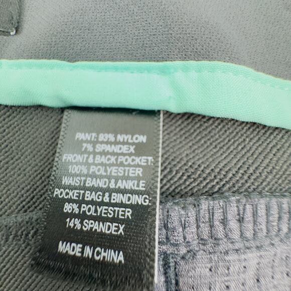 Betabrand Travel Six Pocket Utility Stretch Gray Cargo Pants Women's Size 14 - Picture 5 of 7